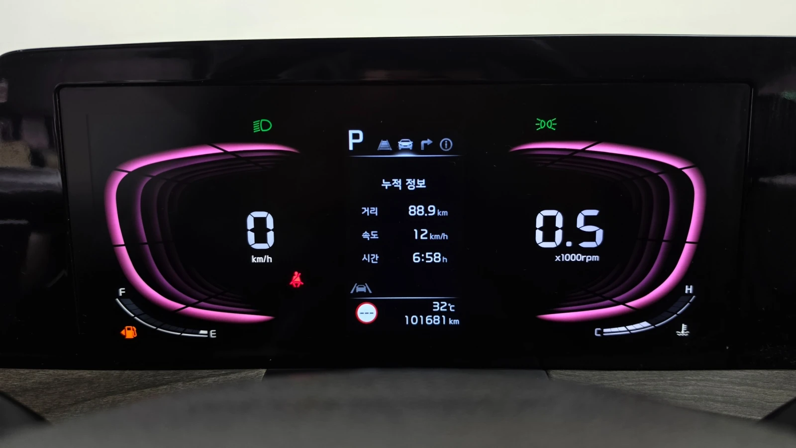 Kia K8 3.5 LPG * ПОДГРЕВ НА СЕДАЛКИТЕ* , снимка 9 - Автомобили и джипове - 55603894