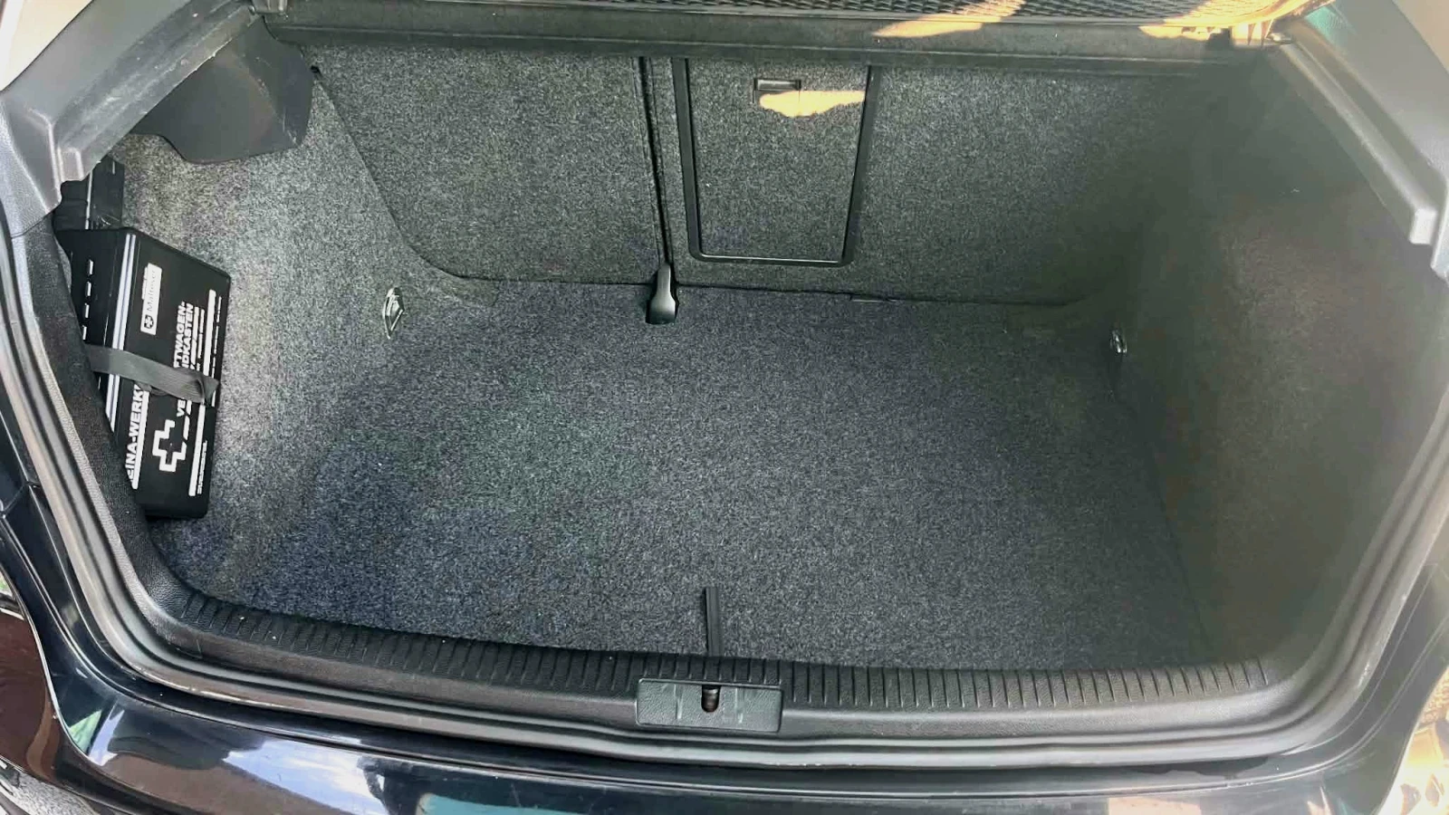 VW Golf 1.9TDI-6 скорости-EDITION, снимка 10 - Автомобили и джипове - 55629367