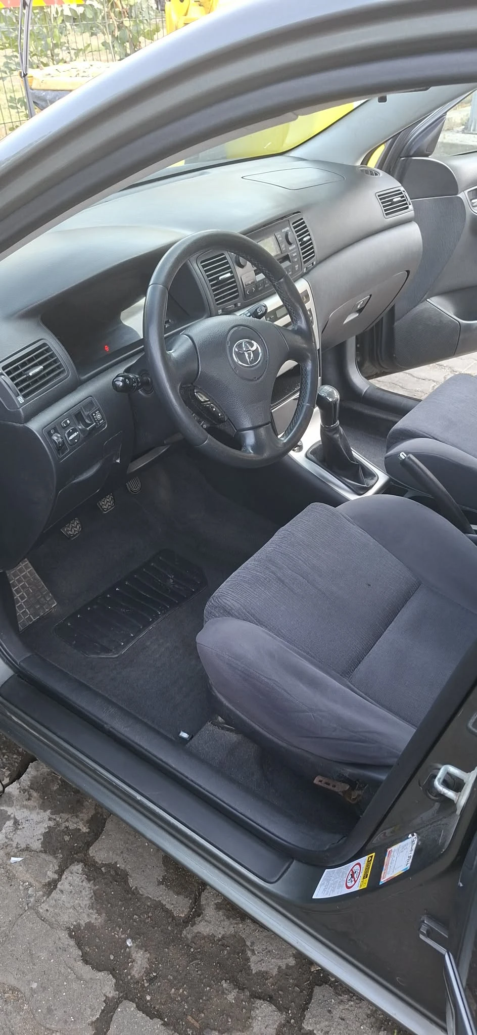 Toyota Corolla, снимка 10 - Автомобили и джипове - 56011319