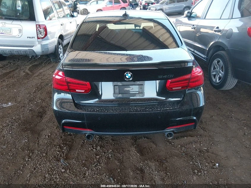BMW 340 CARFAX* КЛИП НА МОТОРА* , снимка 8 - Автомобили и джипове - 56299268