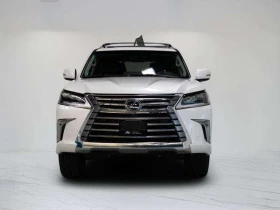 ������ Lexus LX 570