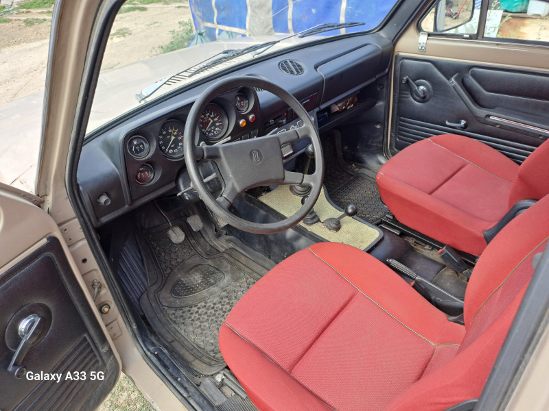 Lada Niva 1600, снимка 11 - Автомобили и джипове - 44579140