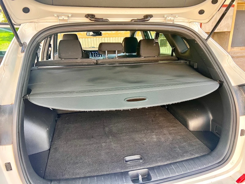Hyundai Tucson 1.7 CRDI, снимка 14 - Автомобили и джипове - 52511586