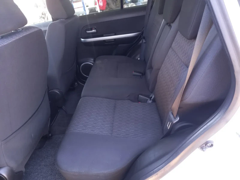 Suzuki Grand vitara 2.4i 169k.c.Facelift, Swiss Edition, NAVI, снимка 11 - Автомобили и джипове - 50084697