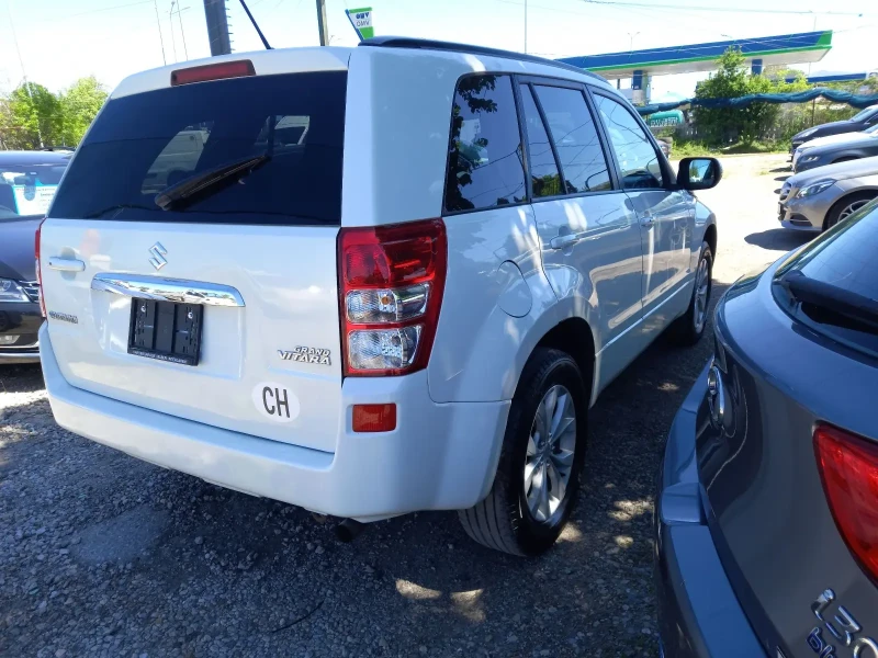 Suzuki Grand vitara 2.4i 169k.c.Facelift, Swiss Edition, NAVI, снимка 5 - Автомобили и джипове - 50084697