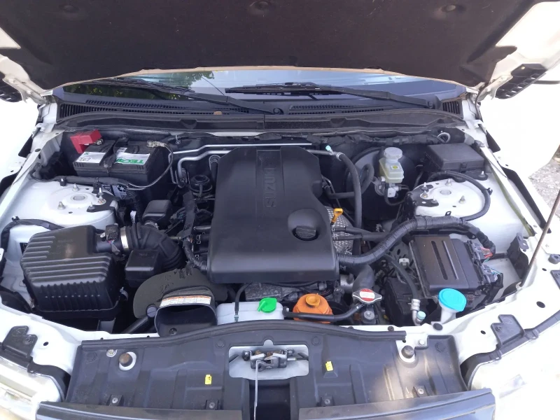 Suzuki Grand vitara 2.4i 169k.c.Facelift, Swiss Edition, NAVI, снимка 14 - Автомобили и джипове - 50084697