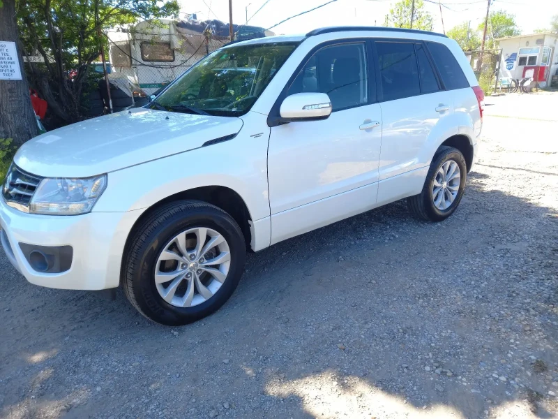 Suzuki Grand vitara 2.4i 169k.c.Facelift, Swiss Edition, NAVI, снимка 2 - Автомобили и джипове - 50084697