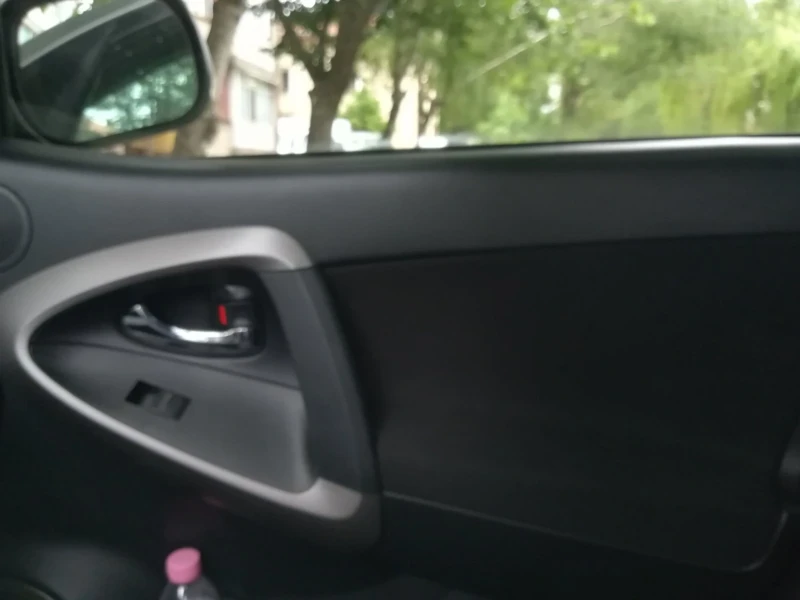 Toyota Rav4, снимка 9 - Автомобили и джипове - 52493161