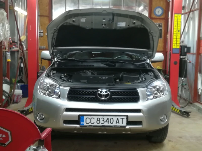 Toyota Rav4, снимка 7 - Автомобили и джипове - 52493161