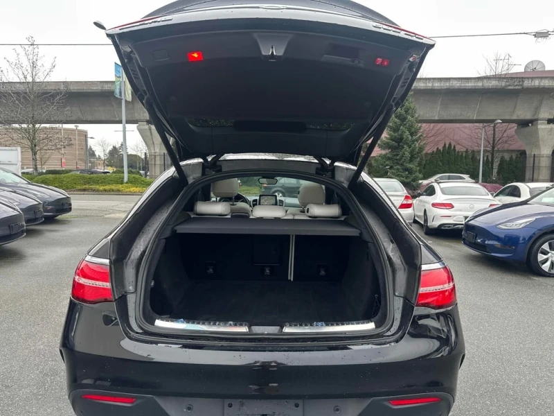 Mercedes-Benz GLE 43 AMG  CARFAX/HARMON KARDON/360/ВЪЗДУХ, снимка 11 - Автомобили и джипове - 53376817