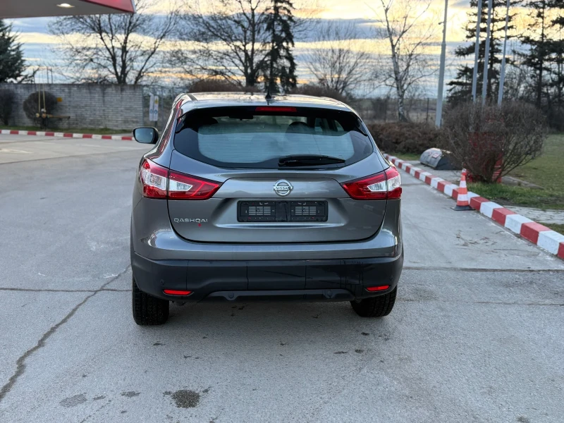 Nissan Qashqai 1.5DCI EURO 6B, снимка 12 - Автомобили и джипове - 53444380