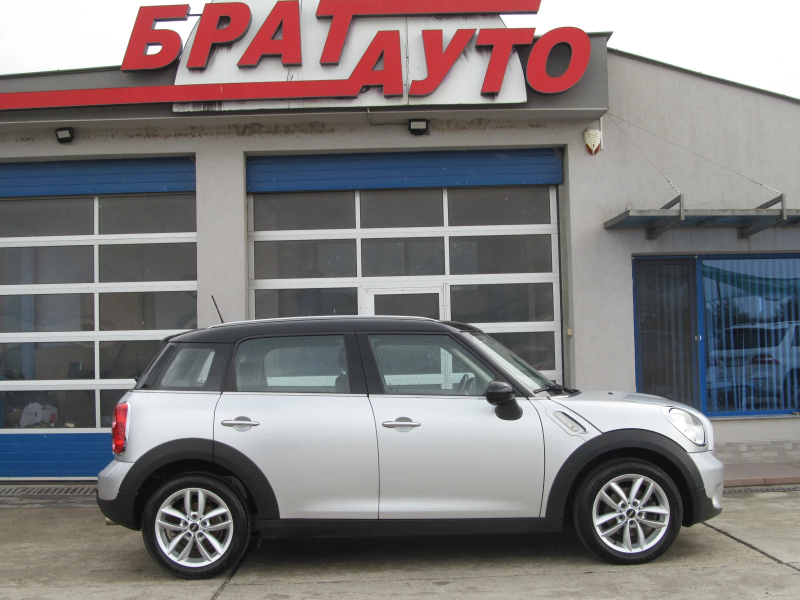 Mini Countryman 1.6 БЕНЗИН/СТАВА НА ГАЗ - изображение 5