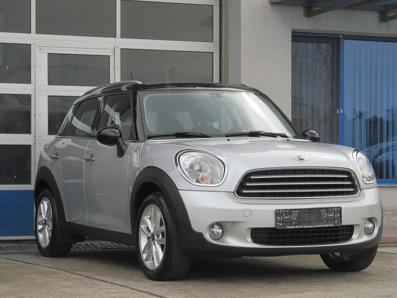 Mini Countryman 1.6 БЕНЗИН/СТАВА НА ГАЗ - изображение 2