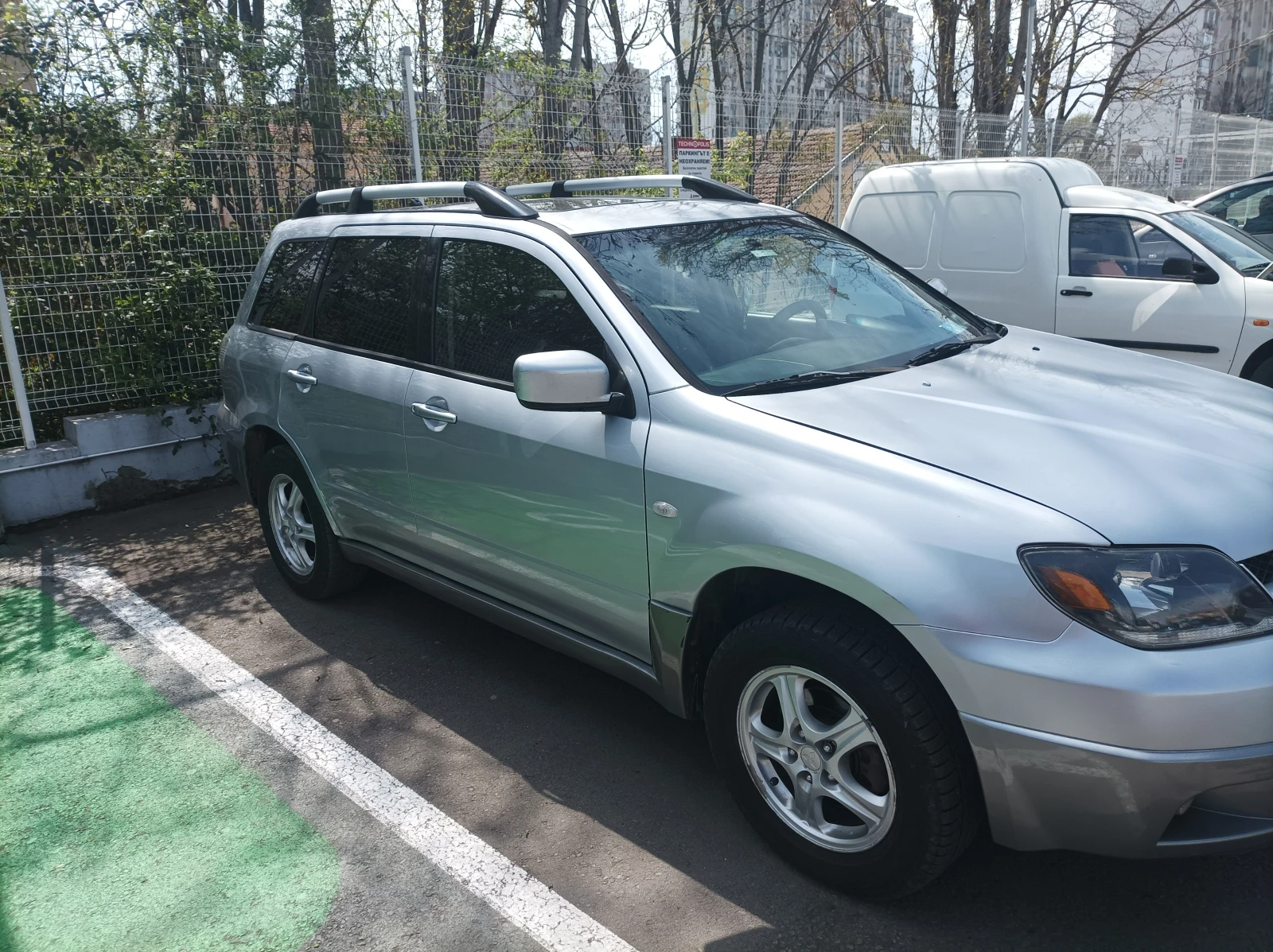 Mitsubishi Outlander 2.0 - изображение 2