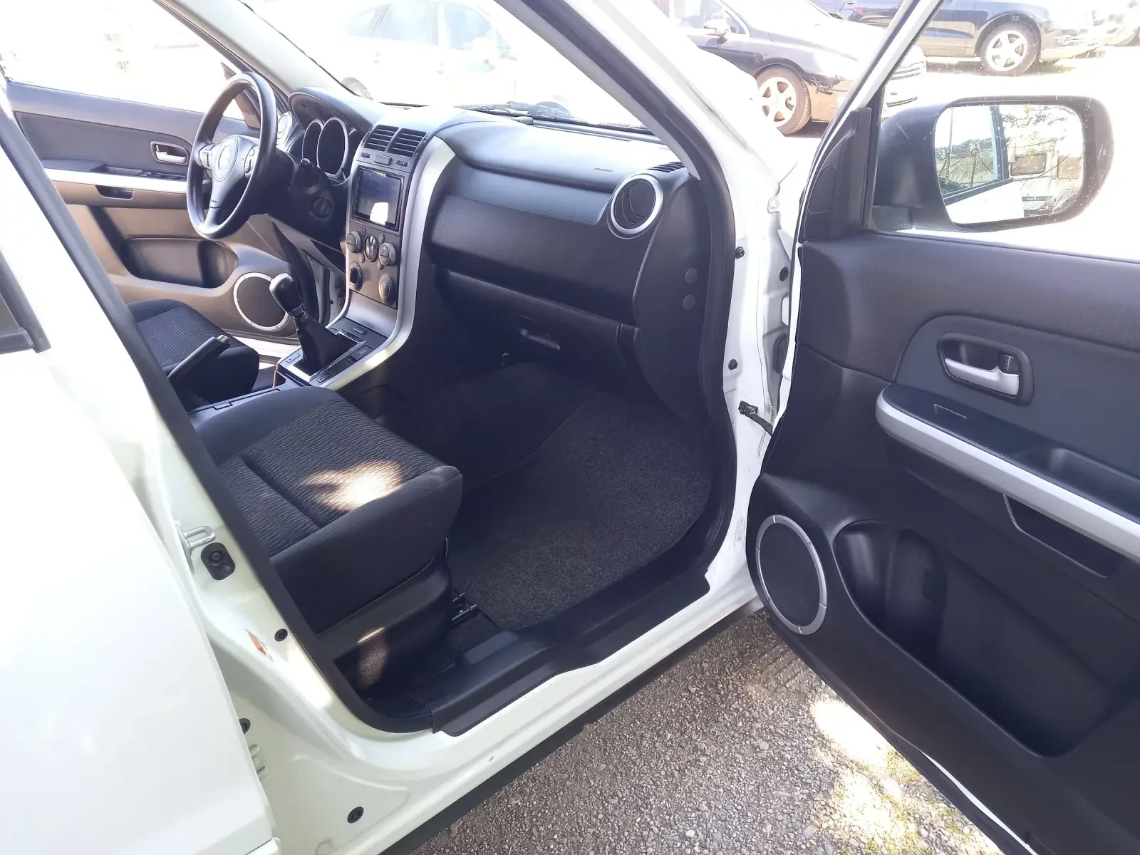 Suzuki Grand vitara 2.4i 169k.c.Facelift, Swiss Edition, NAVI | Mobile.bg   13