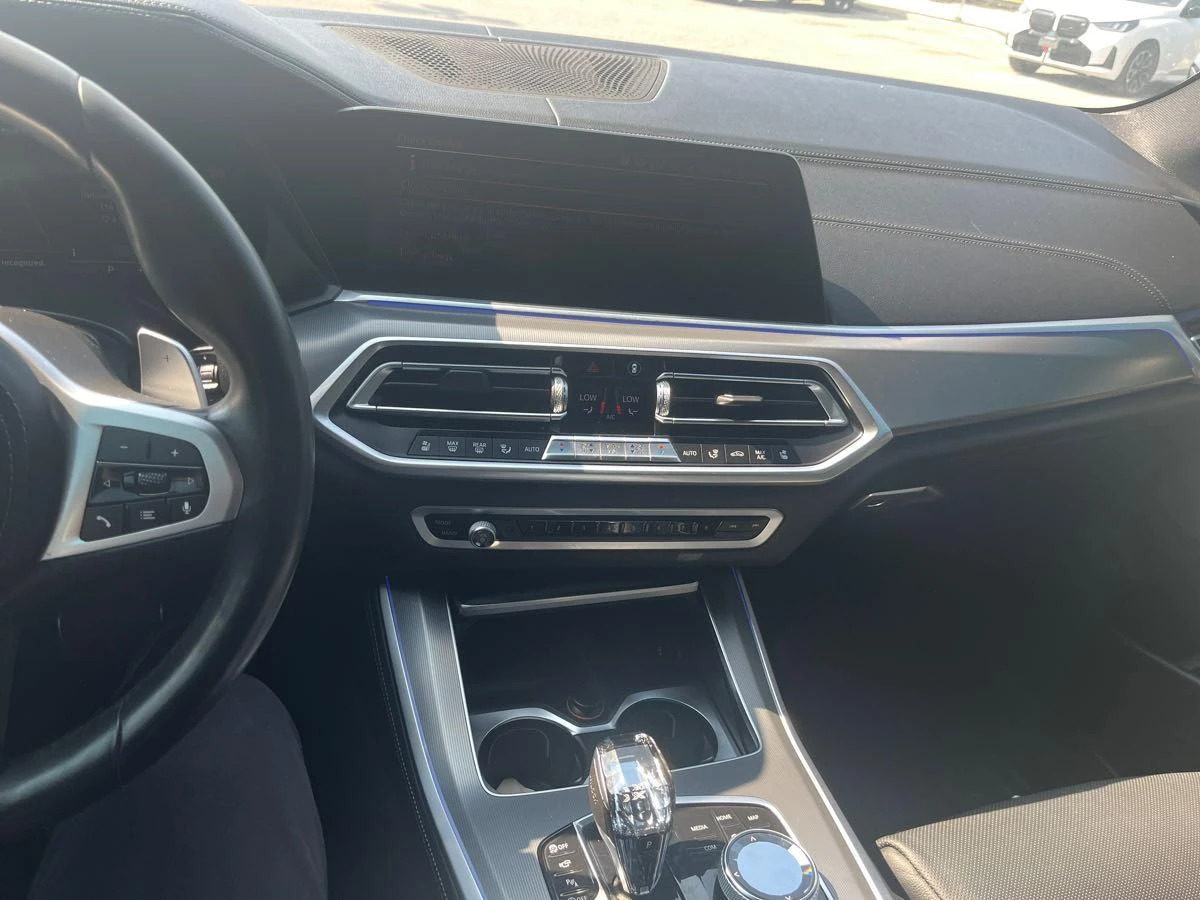 BMW X5 M50i* Лазер* Въздушно о-не* Обдух* Head-up* 360*  - изображение 8