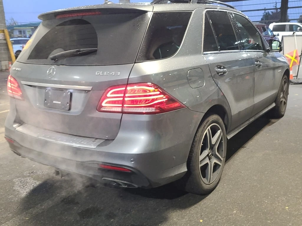 Mercedes-Benz GLE * AMG 43 * CARFAX * БЕЗ ПЪРВОНАЧАЛНА ВНОСКА - изображение 3