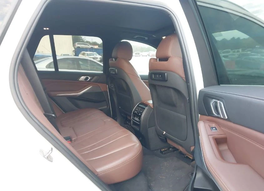 BMW X5  - изображение 8