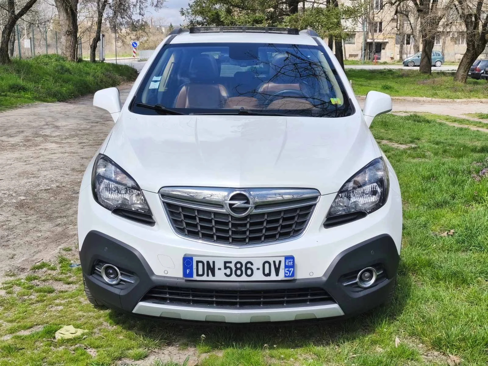 Opel Mokka 1.7 CDTI 4x4 Cosmo | Уникална Кафява кожа, снимка 3 - Автомобили и джипове - 54138432