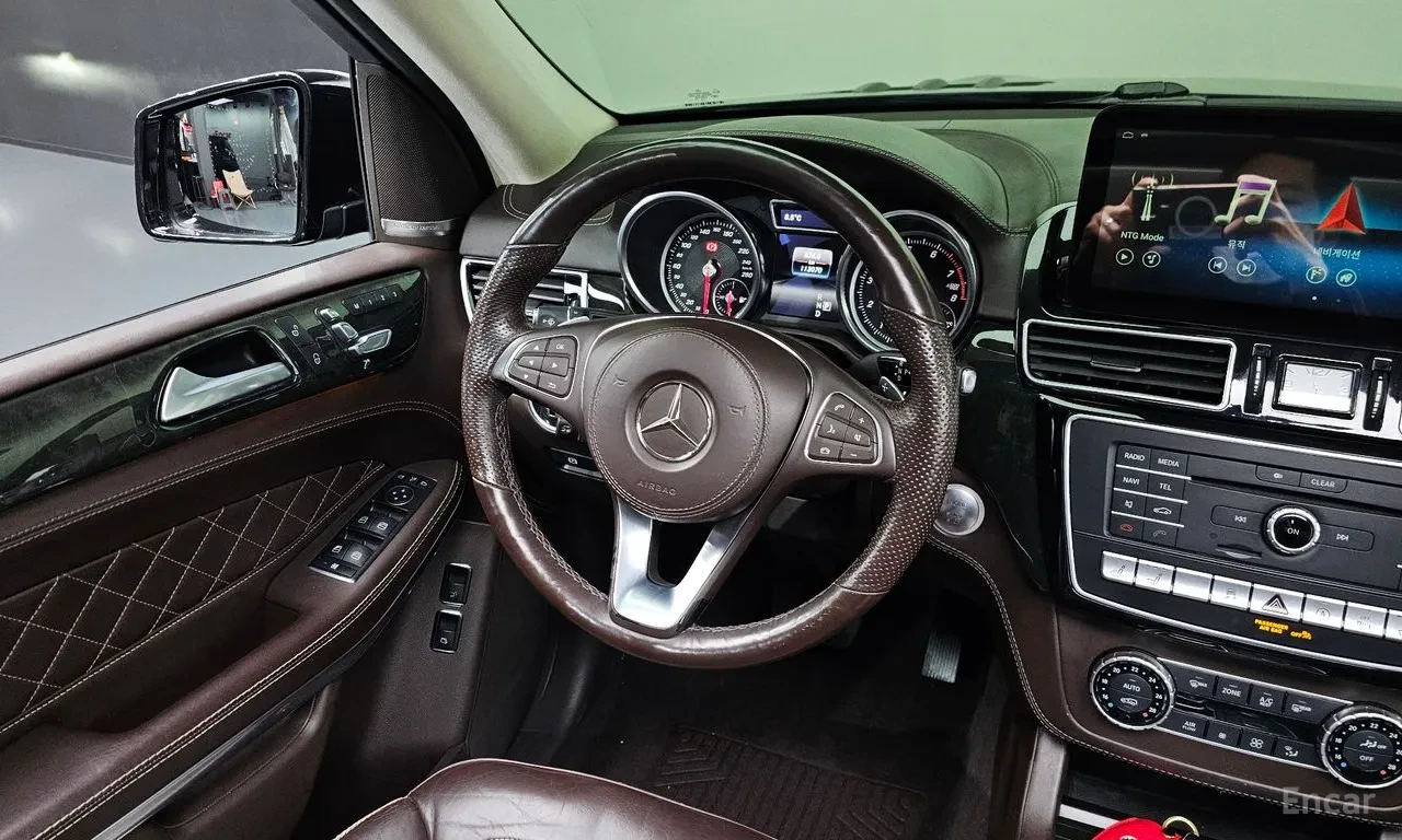 Mercedes-Benz GLS, снимка 12 - Автомобили и джипове - 54573738