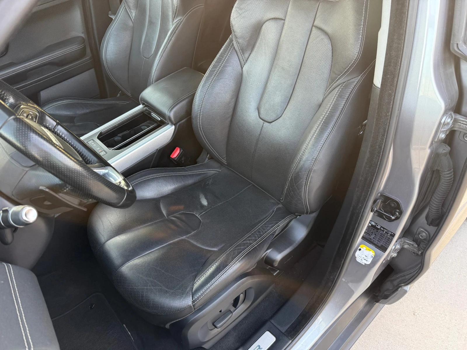 Land Rover Range Rover Evoque 2.0D* 2016г* Сервизна История* 4Х4* Автоматик* , снимка 7 - Автомобили и джипове - 55870335