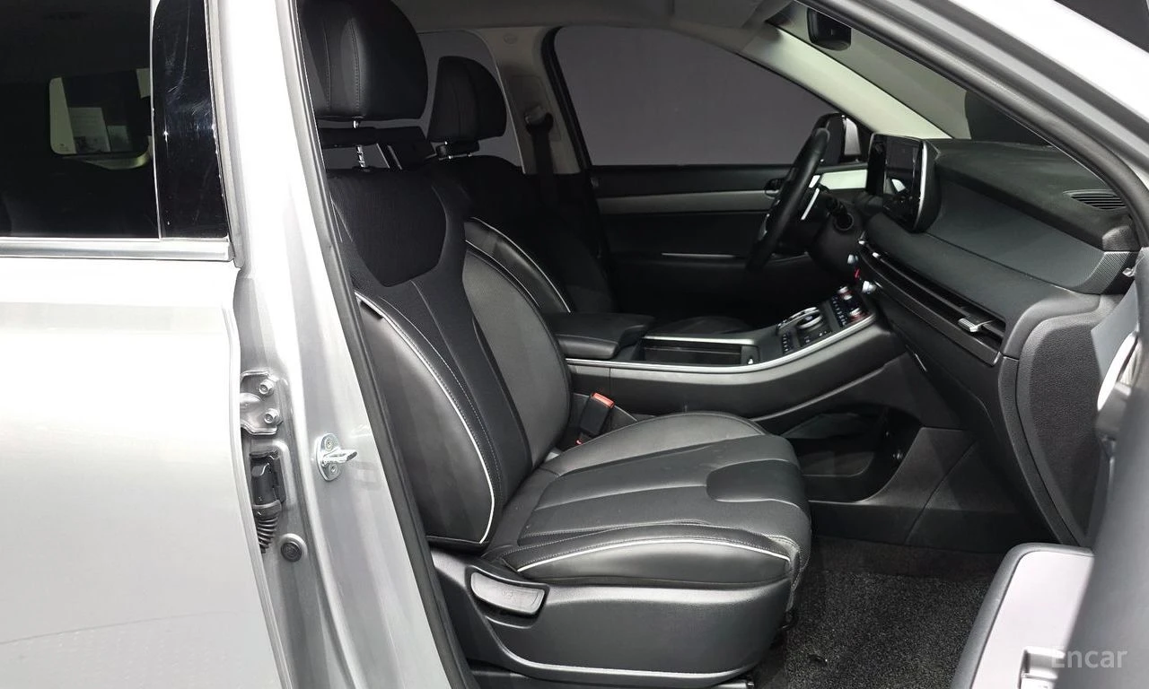 Hyundai Palisade 3.8* EXCLUSIVE* ОБДУХВАНЕ* ДИСТРОНИК* 360КАМЕРА* , снимка 13 - Автомобили и джипове - 55891942