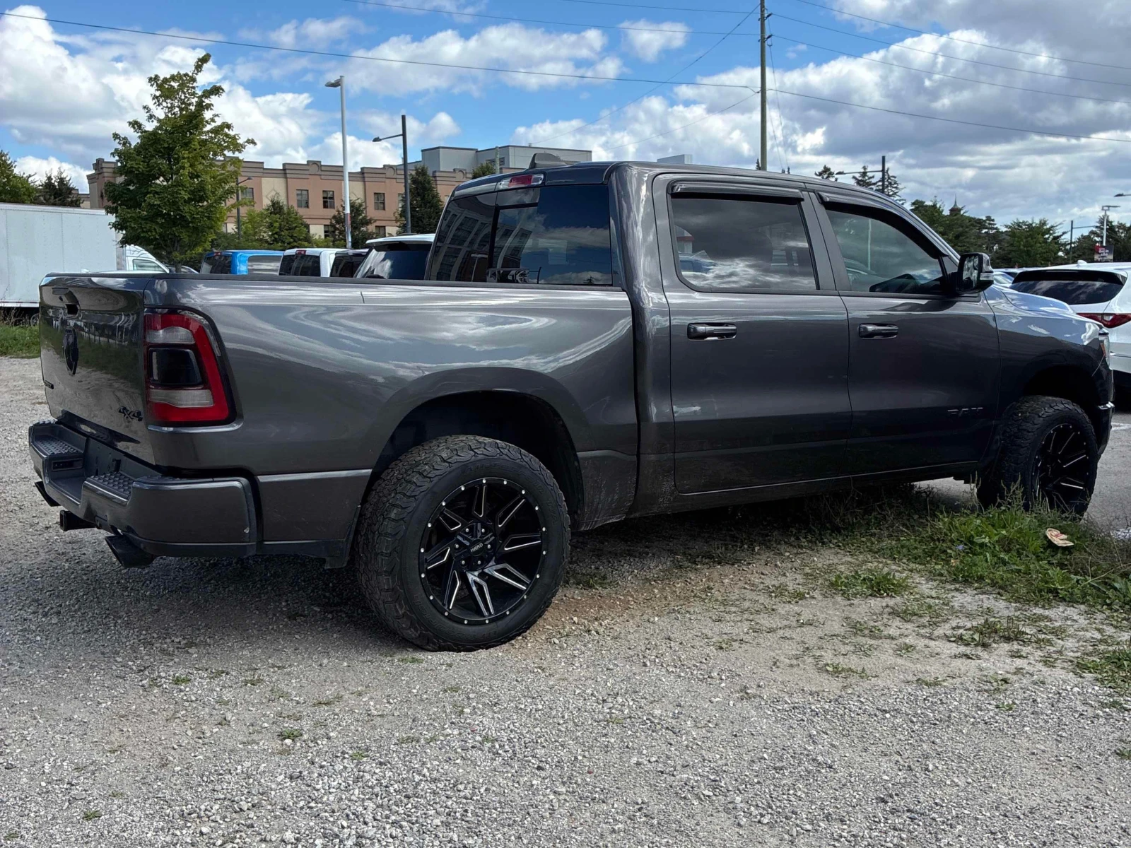 Dodge RAM 1500 * Sport * CARFAX * ЦЕНА ДО БГ, снимка 3 - Автомобили и джипове - 56103037