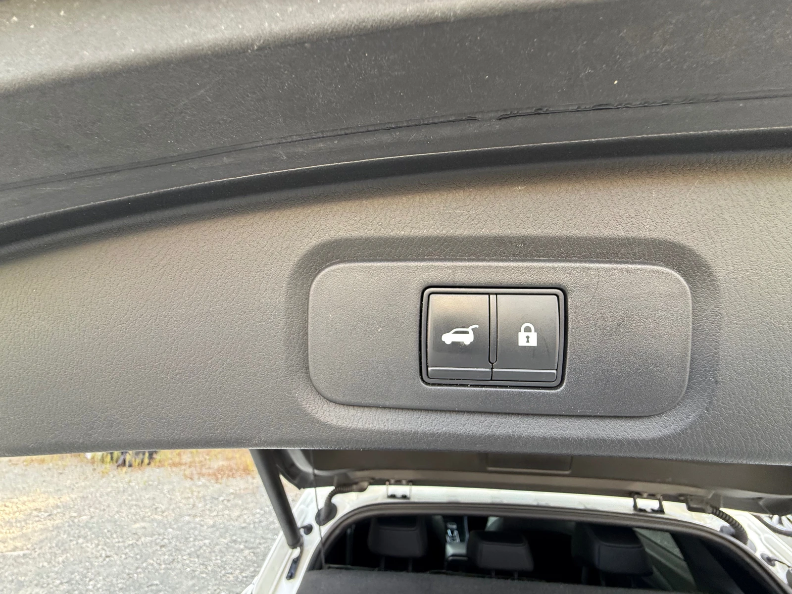 Nissan Qashqai 4х4 TEKNA+ ШВЕЙЦАРИЯ, снимка 14 - Автомобили и джипове - 56110270