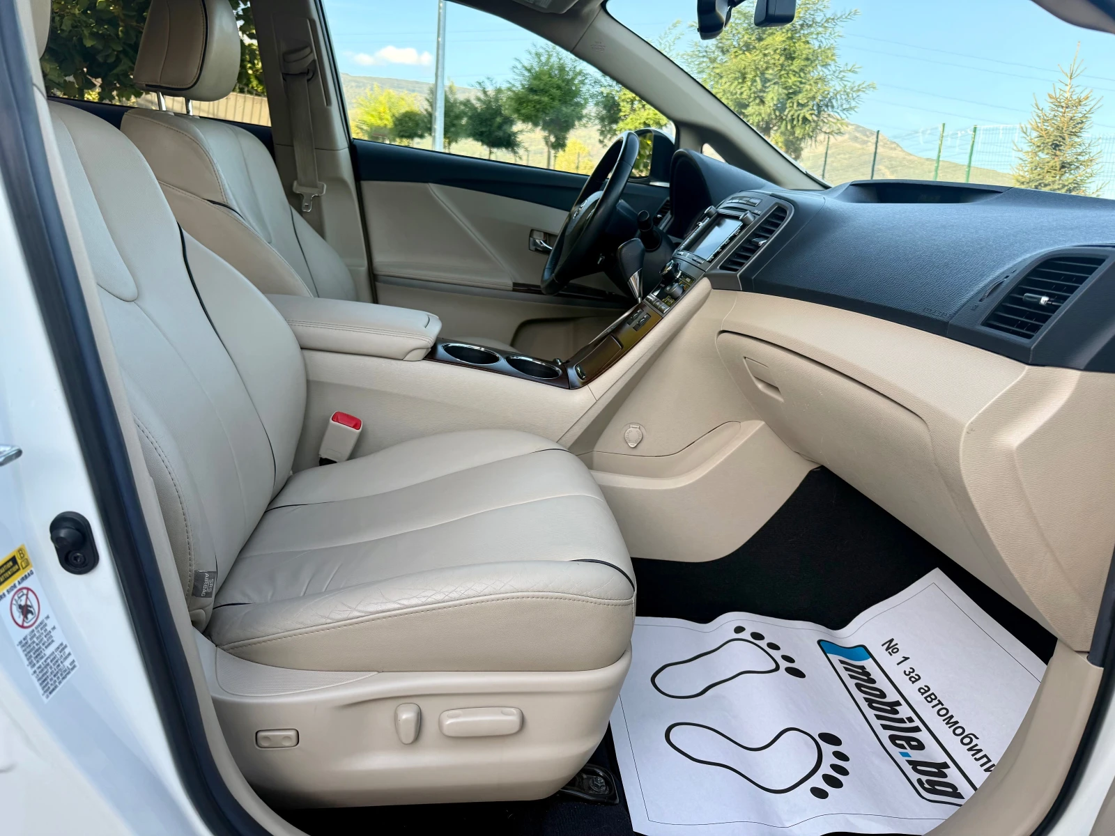 Toyota Venza 3.5 i AWD SWISS/103000 км., снимка 11 - Автомобили и джипове - 56324355