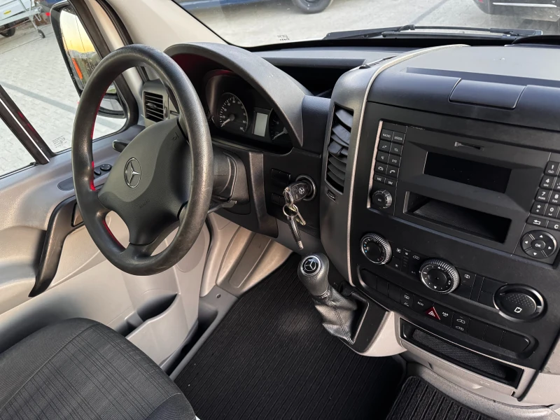 Mercedes-Benz Sprinter 313CDI 9-местен Клима 7G-tronic , снимка 12 - Бусове и автобуси - 47894925