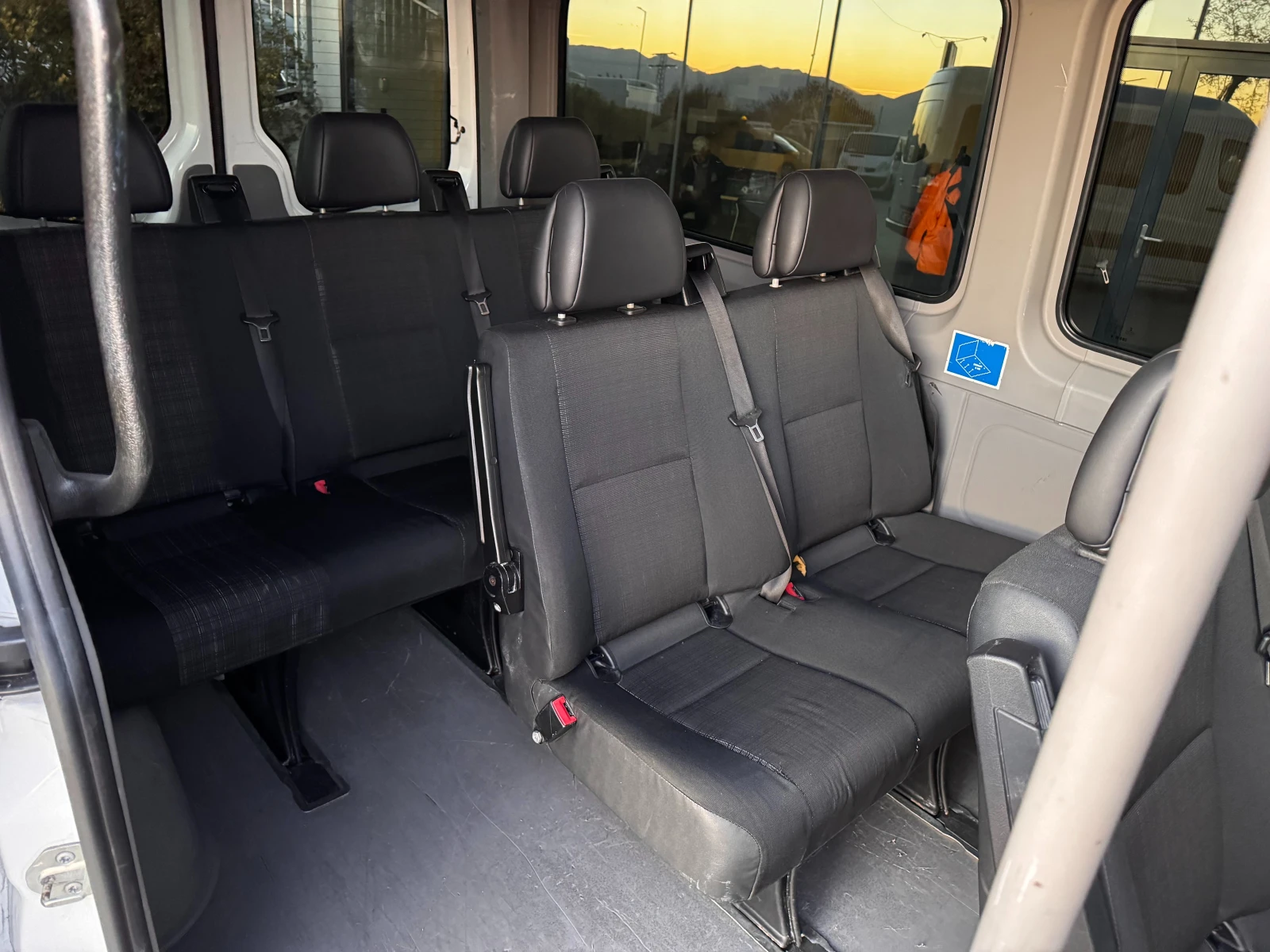 Mercedes-Benz Sprinter 313CDI 9-местен Клима 7G-tronic  - изображение 10