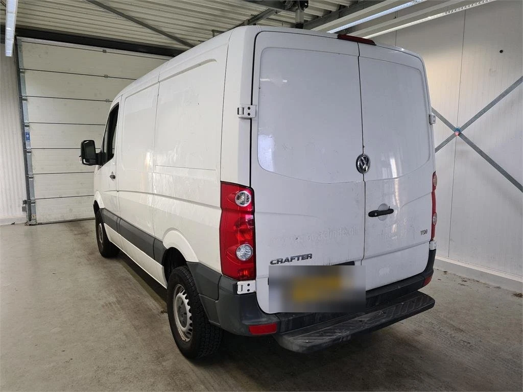 VW Crafter L1H1, снимка 7 - Бусове и автобуси - 54863552