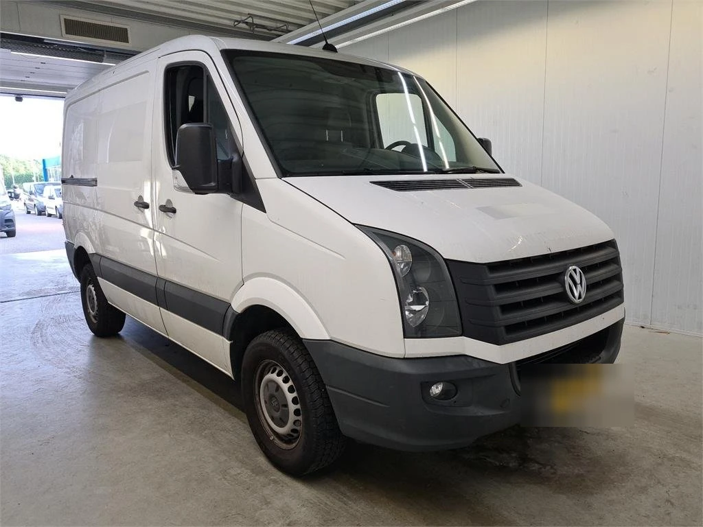 VW Crafter L1H1, снимка 2 - Бусове и автобуси - 54863552