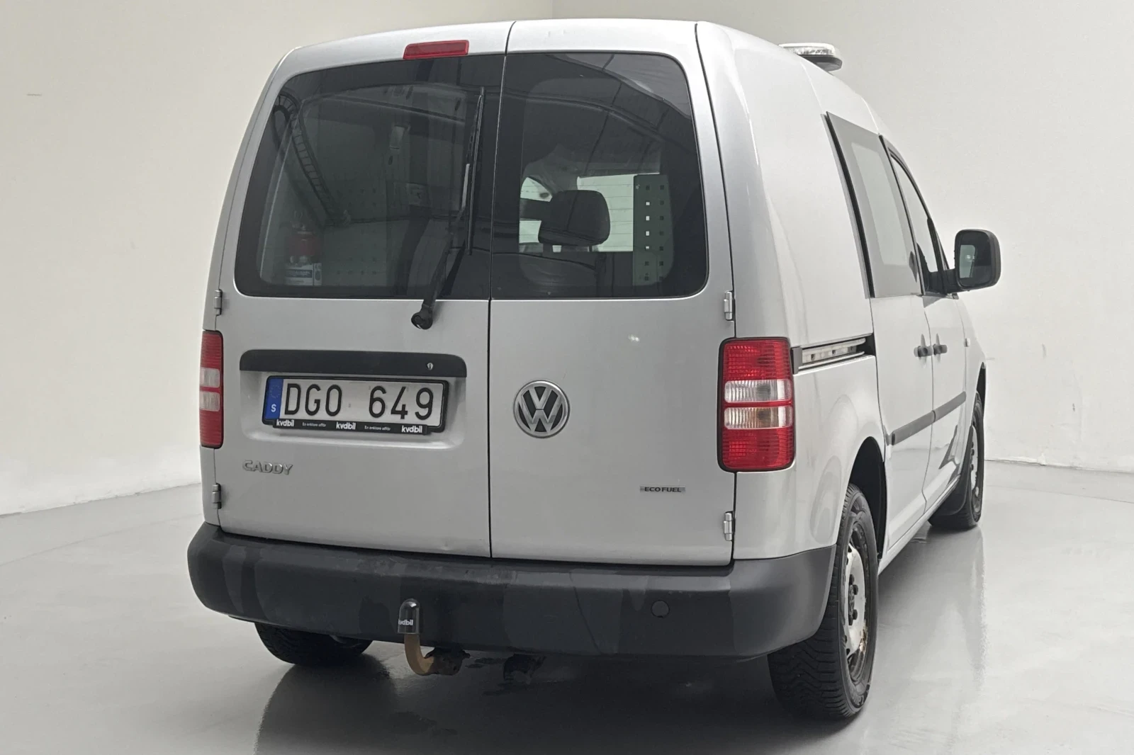 VW Caddy, снимка 2 - Бусове и автобуси - 56268103