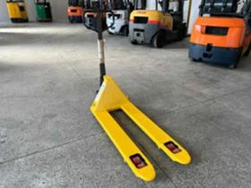 Мотокар Други Транспалетна Количка / Подсилена 2.5 тона, снимка 2