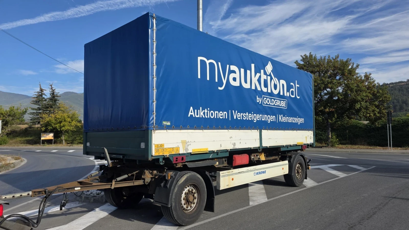 За камион Други МАРКА KRONE Бдф Система