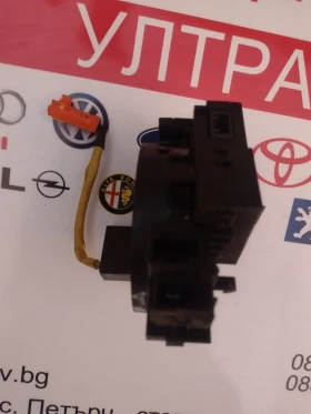 89245-02060 Лентов кабел с датчик ъгъл завиване за Toyota Auris E180 8924502060, снимка 3 - Части - 52708400