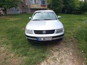 Обява за продажба на VW Passat 1.6i ~3 090 лв. - изображение 1