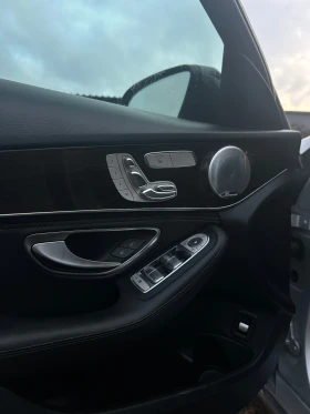 Mercedes-Benz C 300 C300 4MATIC, снимка 8