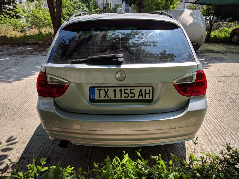 BMW 320 D, снимка 9 - Автомобили и джипове - 46258411