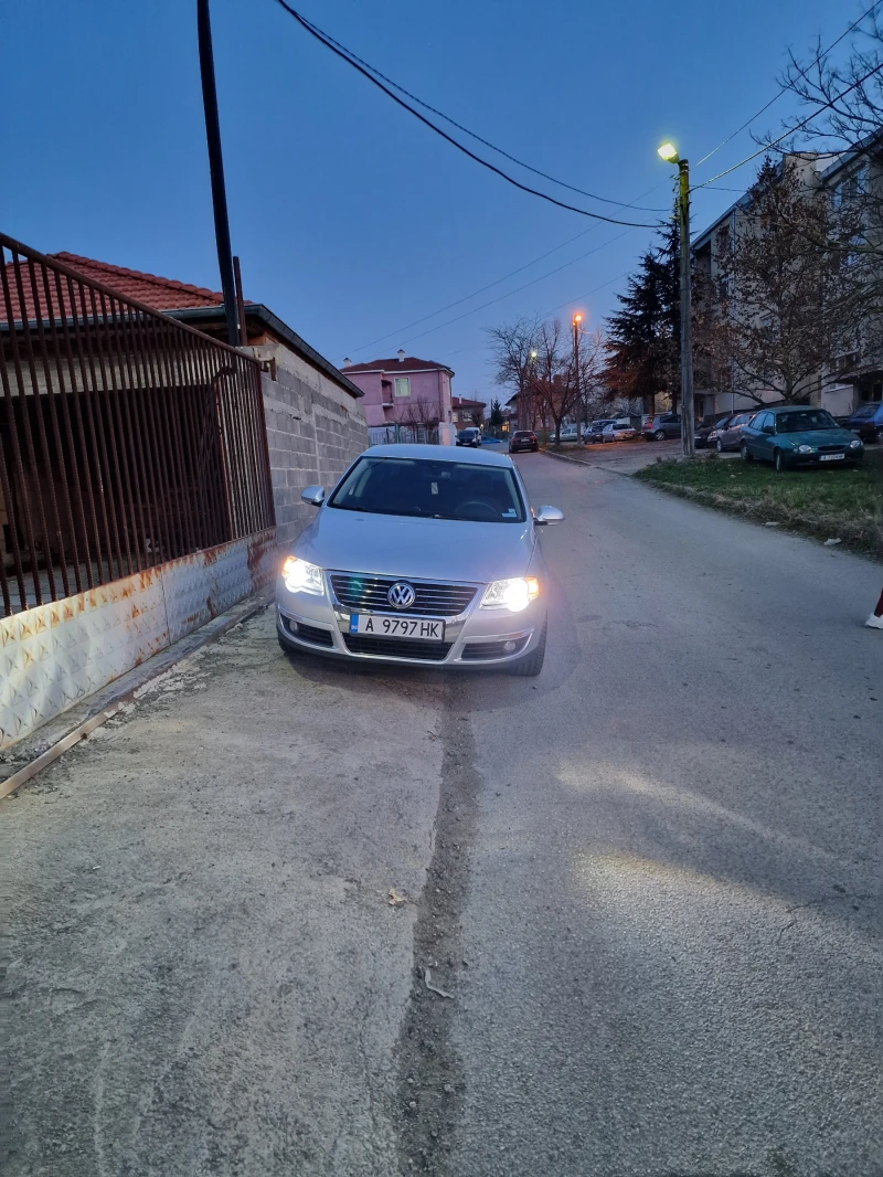 VW Passat, снимка 10 - Автомобили и джипове - 47476033