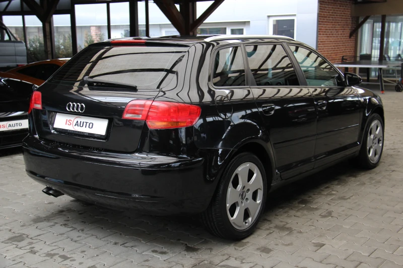 Audi A3 2.0TDI/DSG/F1/Climatronic, снимка 4 - Автомобили и джипове - 48229344