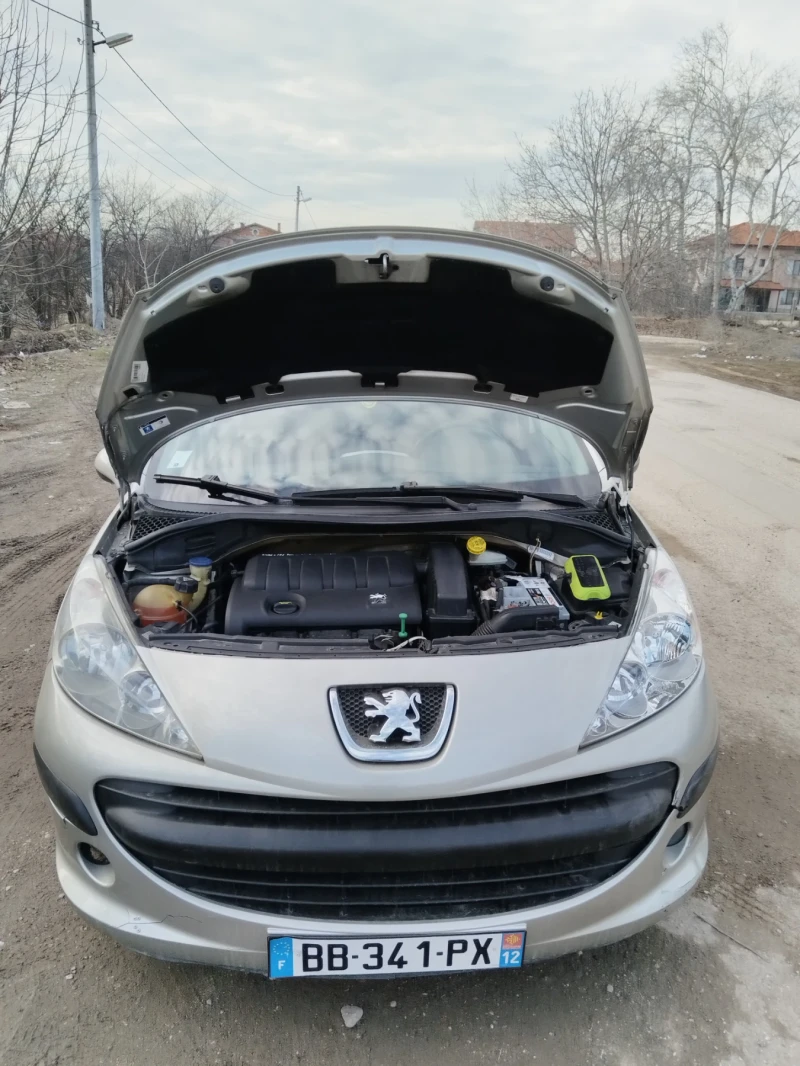 Peugeot 207 1.4 i, снимка 8 - Автомобили и джипове - 49328008