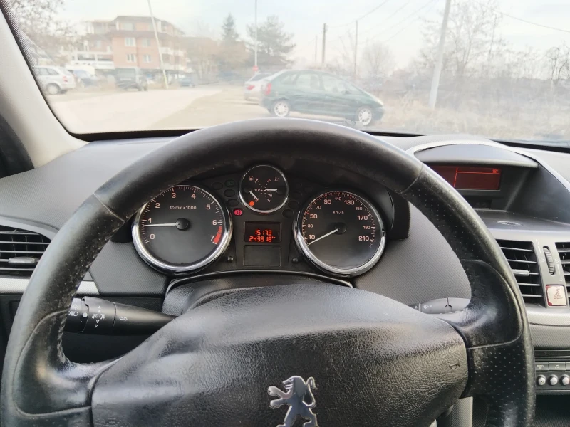 Peugeot 207 1.4 i, снимка 16 - Автомобили и джипове - 49328008