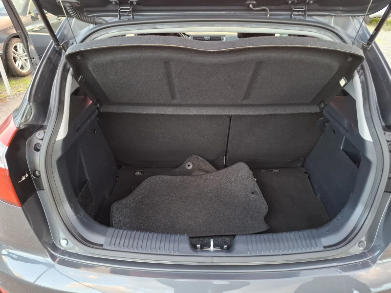 Kia Rio 1, 4i-Benzin/Gaz-Euro6, снимка 12 - Автомобили и джипове - 52202709