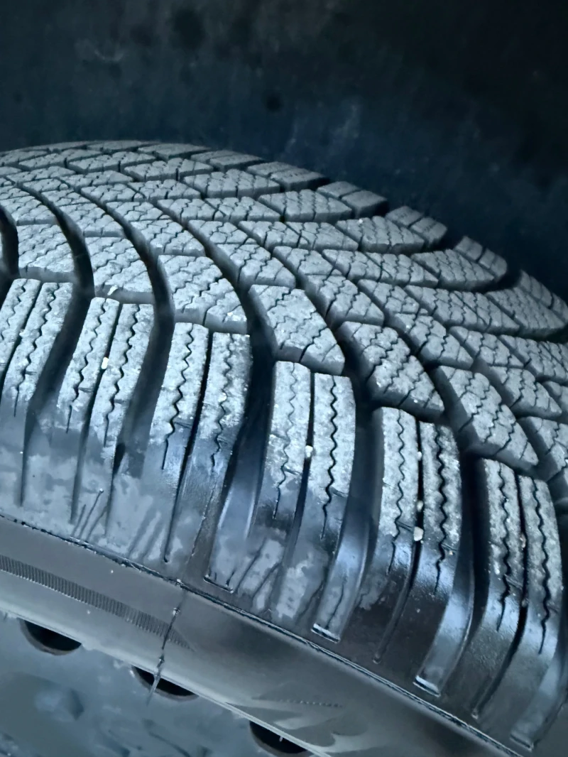 VW Caddy Бензин Метан, снимка 6 - Автомобили и джипове - 52448131