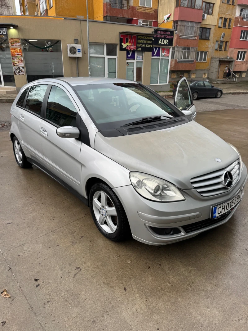 Mercedes-Benz B 180, снимка 5 - Автомобили и джипове - 52670462