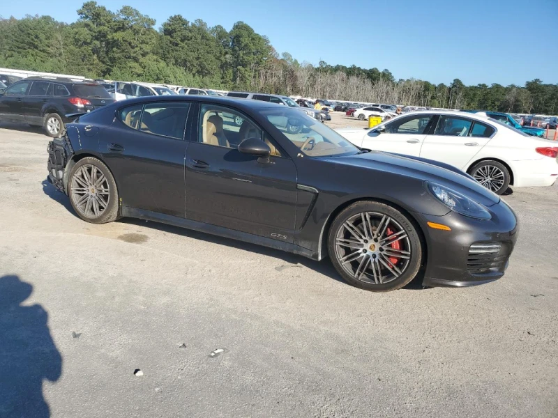 Porsche Panamera GTS| BOSE SOUND| COOLED SEATS| KEYLESS| , снимка 3 - Автомобили и джипове - 52739194