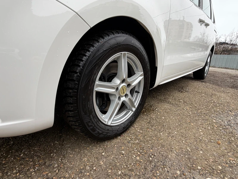 Seat Alhambra 2.0TDI* EVRO5#6SPEED* Navi, снимка 15 - Автомобили и джипове - 52902304