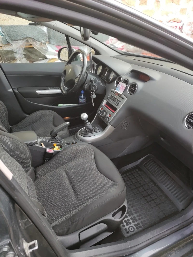 Peugeot 308 1.6 HDI , снимка 8 - Автомобили и джипове - 53304006